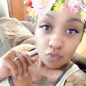 Meet your Posher, Mercedes